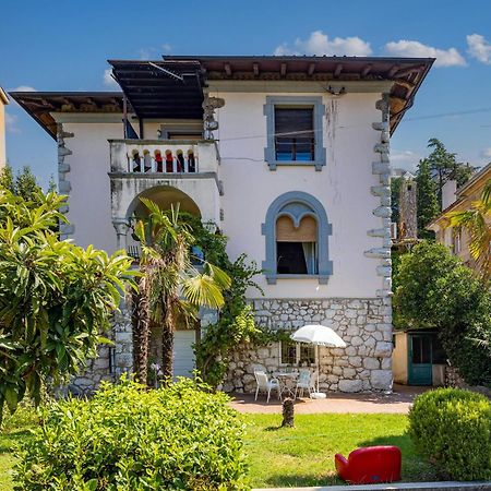 City Apartment With Garden - Happy Rentals Рийека Екстериор снимка