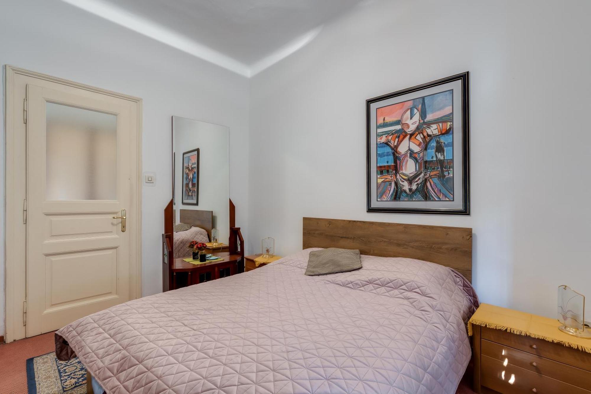 City Apartment With Garden - Happy Rentals Рийека Екстериор снимка